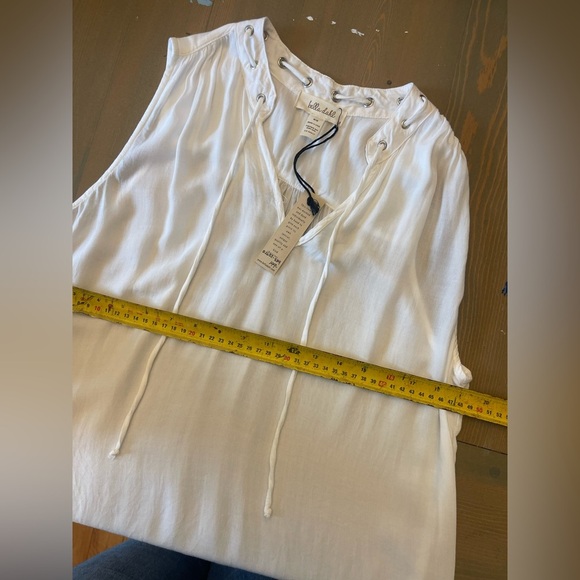 Bella Dahl White Sleeveless Blouse Size Medium - Picture 7 of 7